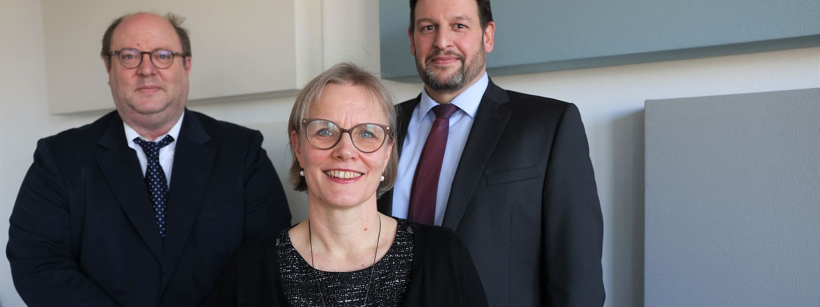 Matthias Müller, Risikomanagement, Sofia Harrschar, Country Head Luxembourg, und Martin Groos, Recht, (v.l.) bilden das Management-Team von Universal-Investment Luxembourg (UIL).