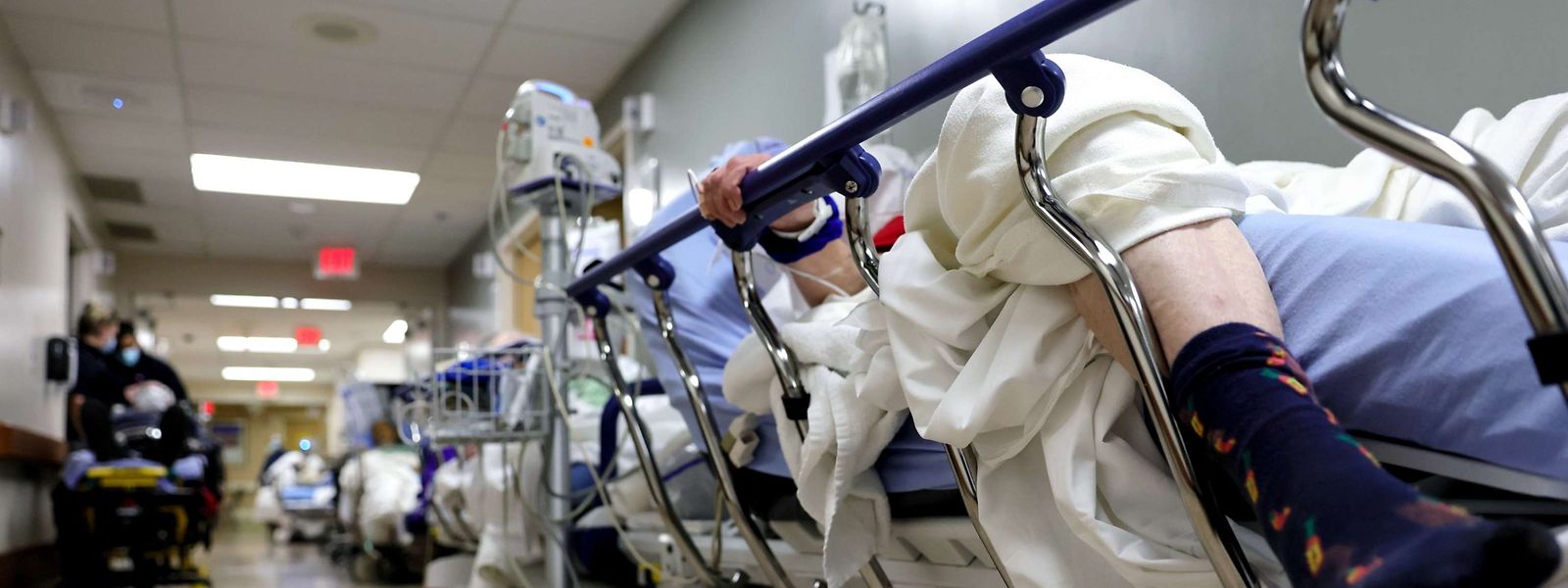 Actuellement, les hôpitaux du Luxembourg accueillent toujours 162 malades du covid. Un chiffre qui a pu monter à 251 lits occupés à la veille de Noël.