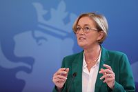 Politik, Corona Covid-19, Xavier Bettel, Premierminister und Paulette Lenert, Gesundheitsministerin geben Pressekonferenz nach Regierungsrat, Château de Senningen, Foto: Guy Wolff/Luxemburger Wort