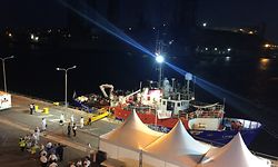 Das blockierte Flüchtlings-Rettungsschiff der deutschen Hilfsorganisation «Lifeline» im Hafen von Valetta.