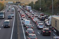 12.10. Stau / Autobahn A3 / Düdelinger Autobahn / Grenzgänger / Frontaliers / Foto: Guy Jallay
