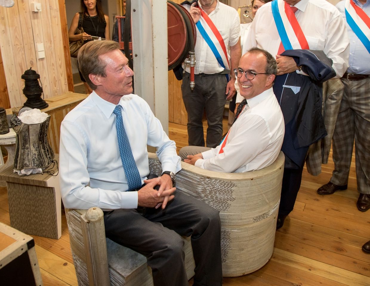 Großherzog Henri zu Gast im Creative Hub 1535° in Differdingen.