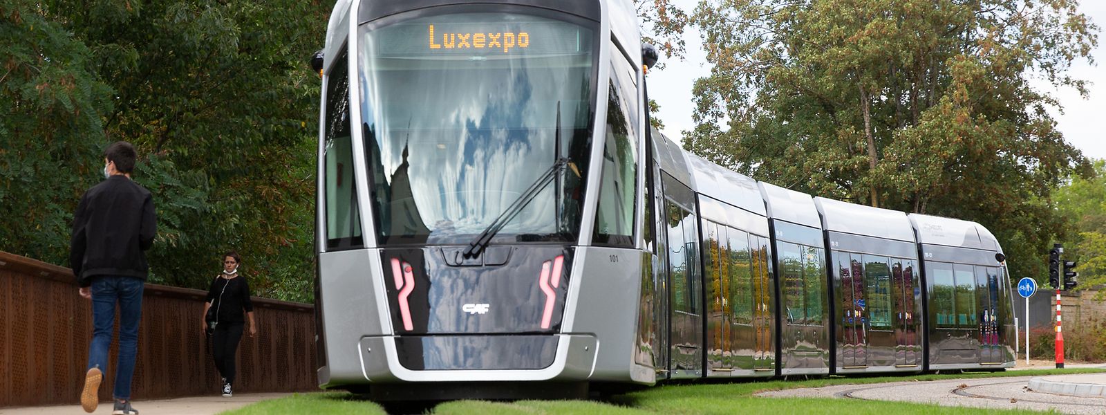Bis Ende 2023 soll die Tram ebenfalls von der Luxexpo zum Flughafen fahren.