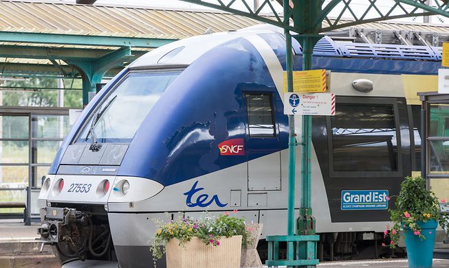 France train strike to hit commuters on Friday