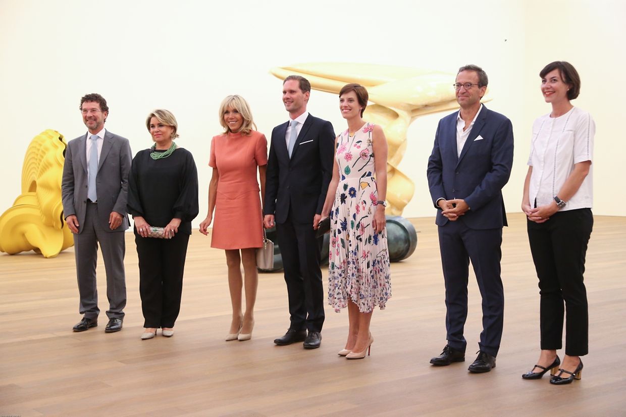 Programme culturel pour les conjoints à Neimënster puis au MUDAM en compagnie de la grande-duchesse Maria Teresa