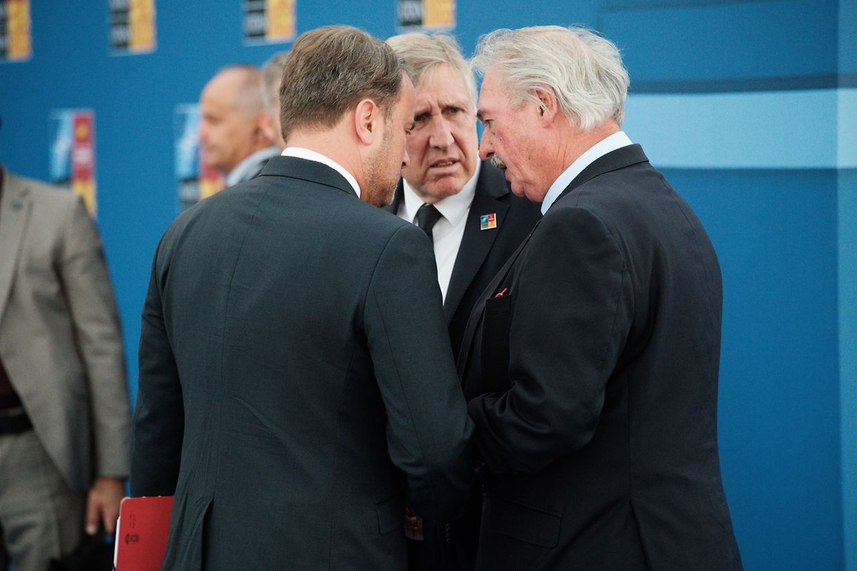 Le Premier ministre Xavier Bettel, le ministre de la Défense François Bausch et le ministre des Affaires étrangères lors du sommet de l'OTAN à Madrid.