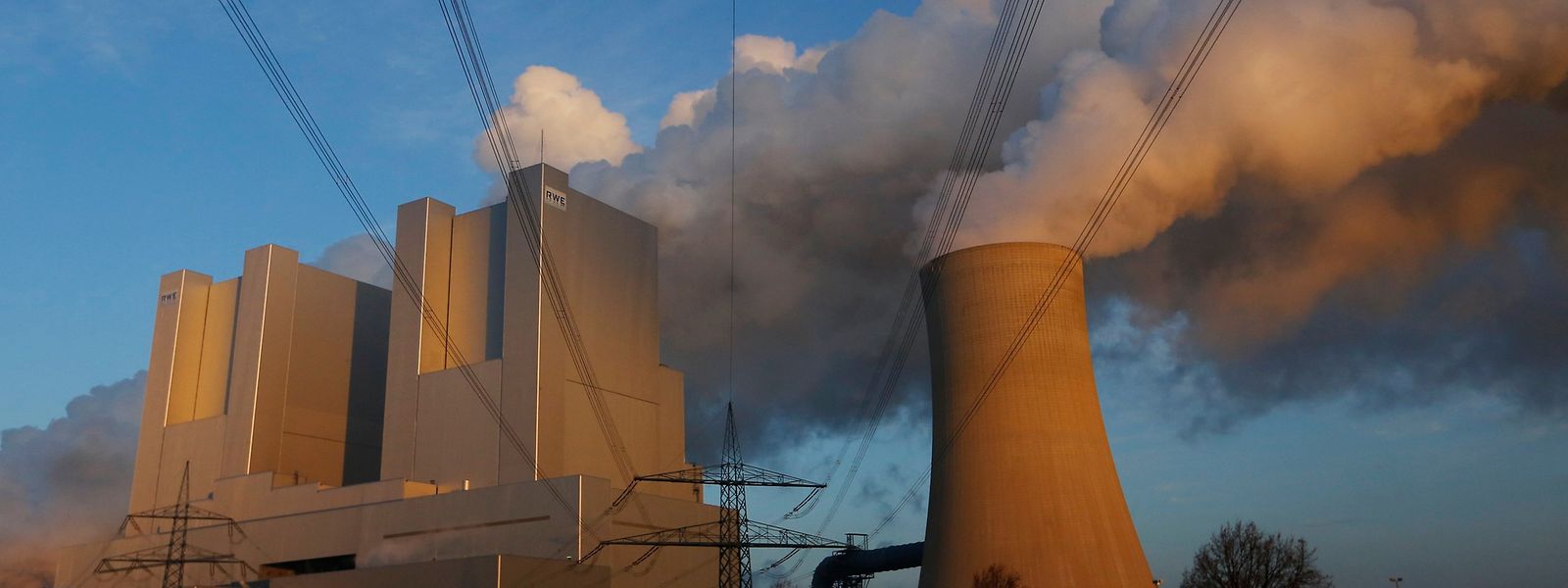 A central de Neurath fica a cerca de 100 quilómetros do Luxemburgo.