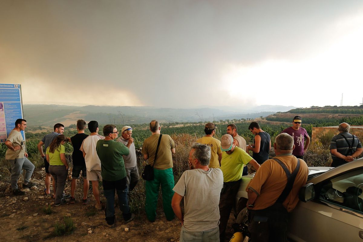 Im Nordosten Kataloniens sind Waldbrände ausgebrochen.