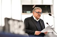 O antigo eurodeputado Antonio Panzeri é a figura central do escândalo que é conhecido como 'Qatargate" e o "arrependido" que vai colaborar com a justiça belga.