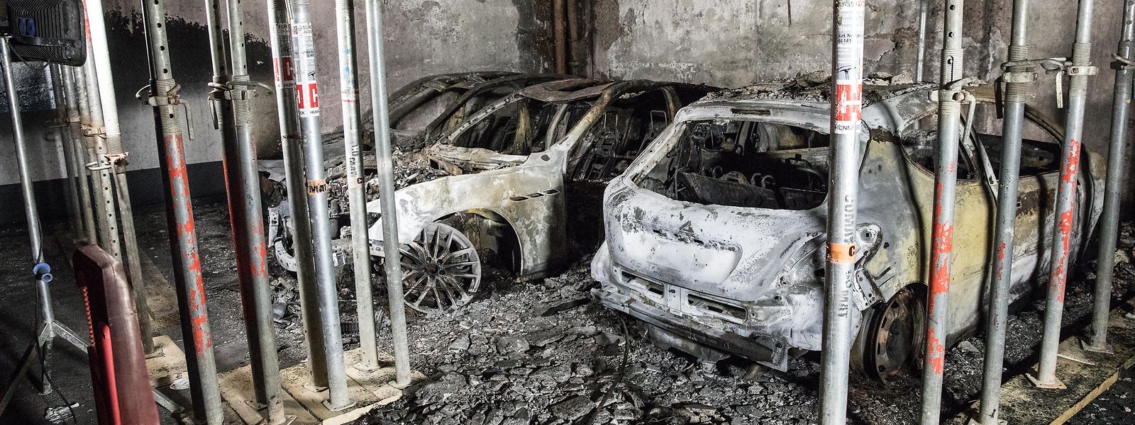 Am 9. September waren im Parking "Martyrs" fünf Autos komplett zerstört worden.