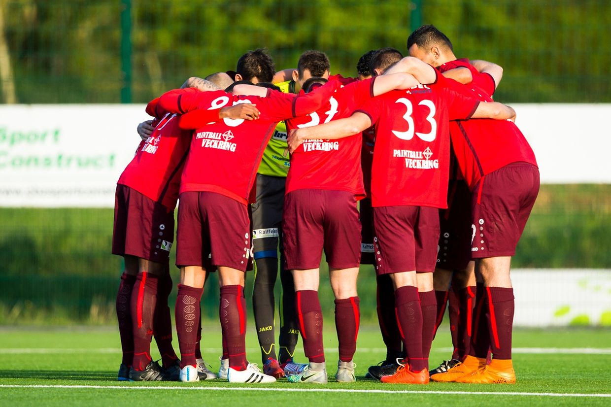 Ultime instant de concentration pour le CS Sanem. 