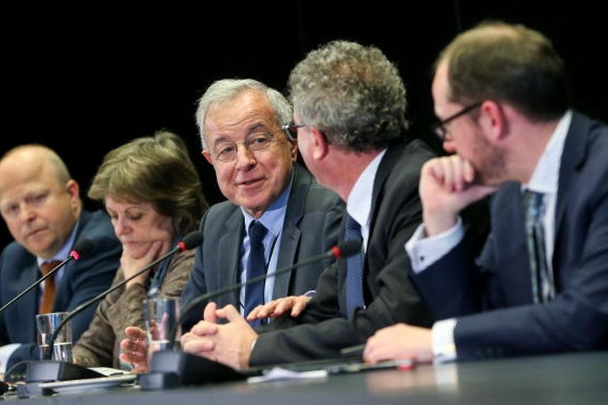 "Wir haben nichts zu verstecken", aber die komplette der Luxemburger Rulings sei "vertraulich": Finanzminister Pierre Gramegna versuchte sich am Montag vor der Spezialkommission des Europäischen Parlaments zu erklären.