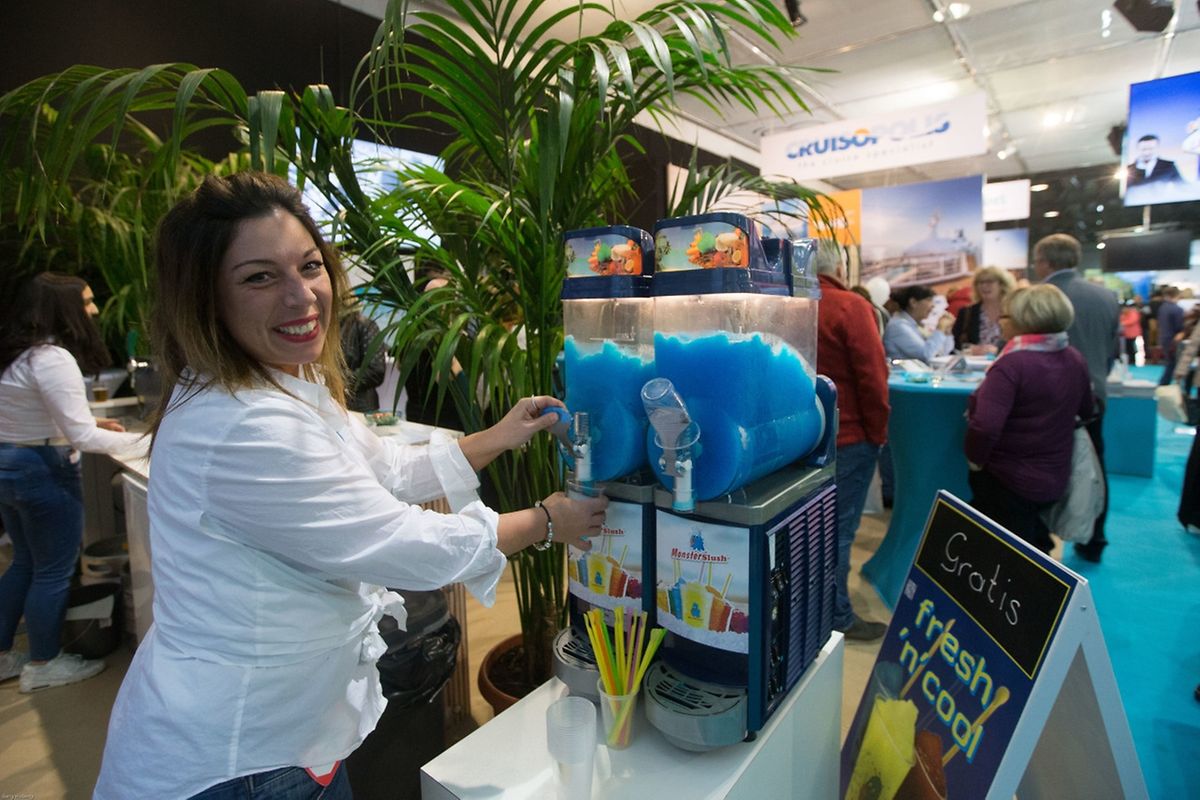 Zahlreiche Besucher hatten bereits am Freitag den Weg auf die Tourismus-Messe "Vakanz" gefunden, um sich auf der Suche nach Urlaubsideen inspirieren zu lassen.