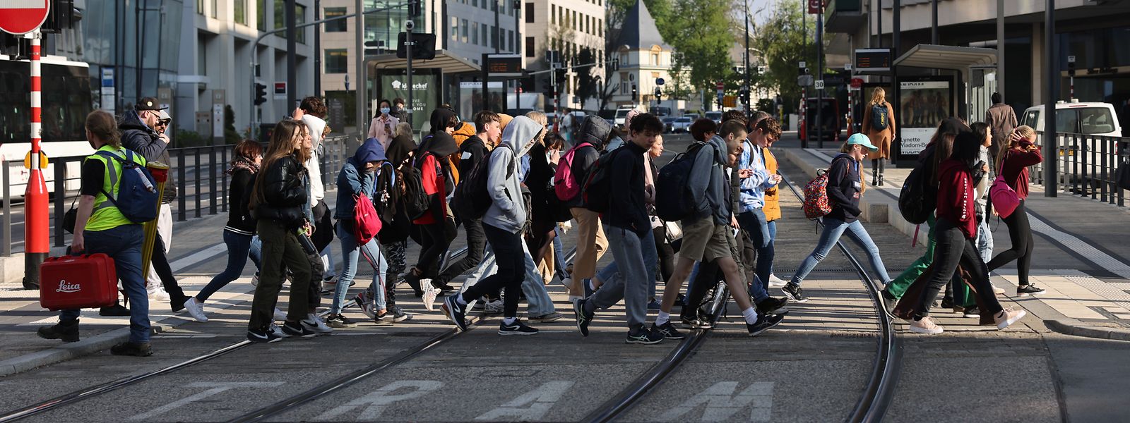 Falls die Bevölkerung schneller als vorhergesehen wächst, soll der Plan angepasst und gegebenenfalls früher umgesetzt werden.