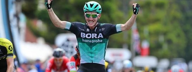 L'Australien Jay McCarthy a levé les bras, mercredi sur la ligne d'arrivée de la 3e étape du Tour du Pays basque