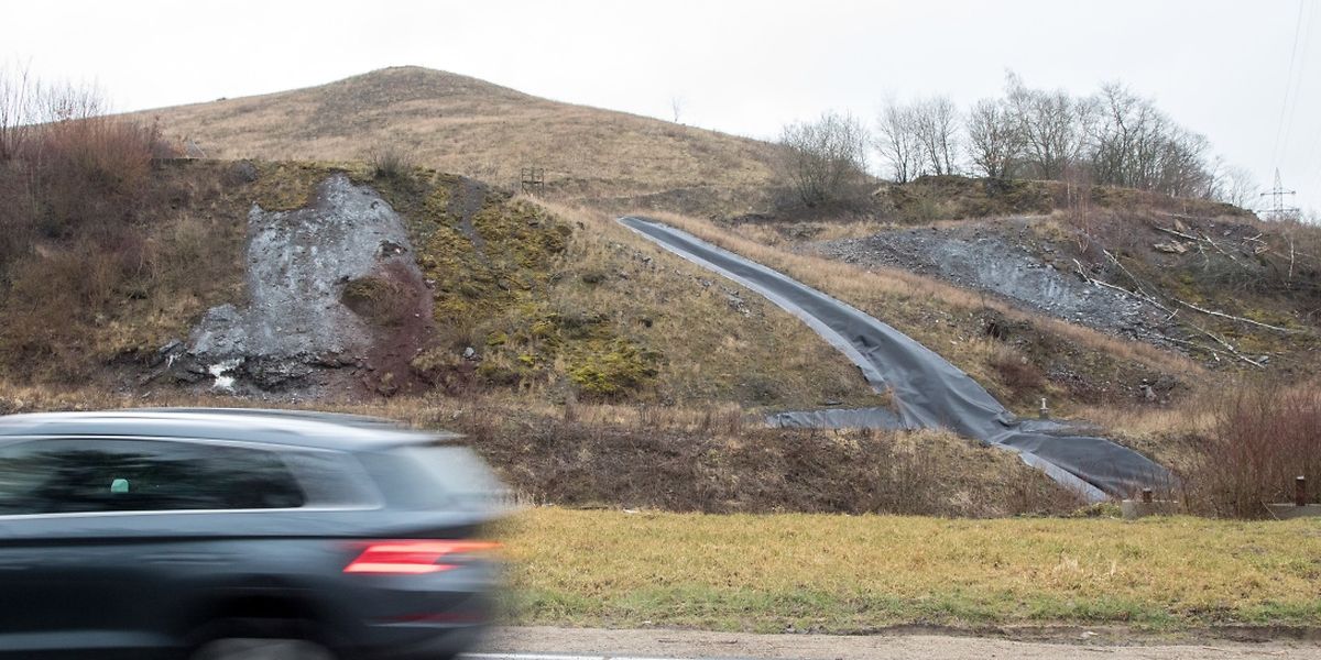 Vier Jahre nach dem Erdrutsch in Monnerich ist die Straße wieder geöffnet. Die Sanierung der Deponie steht aber erst noch bevor.  
