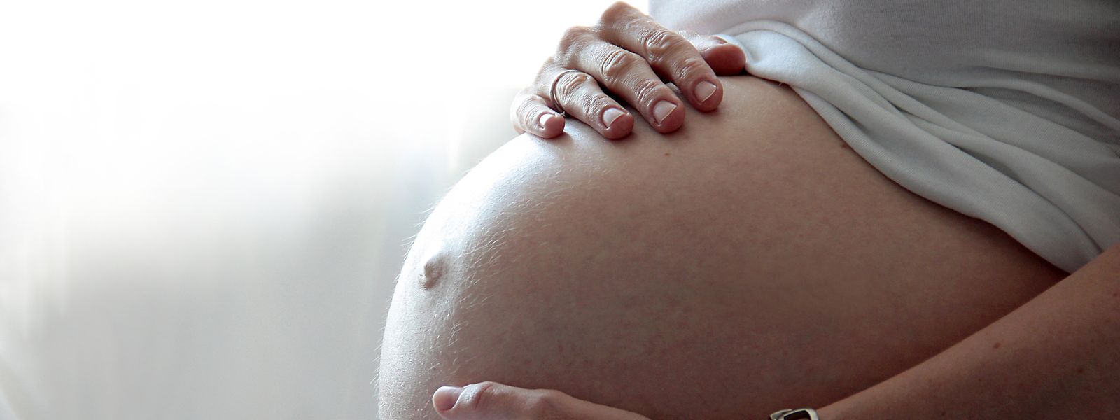 Jetzt sind schnelle innovative Antworten gefragt und keine langen Diskussionen mehr, wie die Maternité im CHdN neonatologisch versorgt werden kann. 