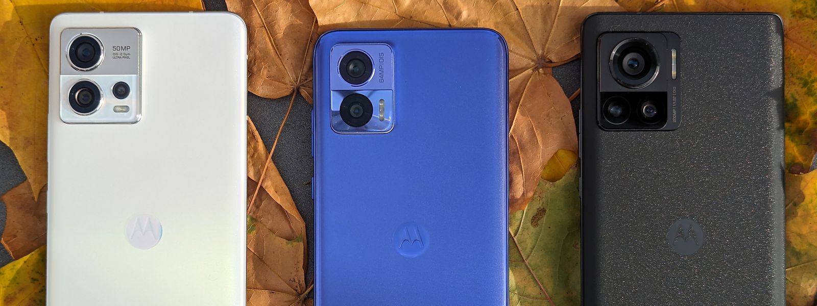 Motorolas neue Edge-30-Familie mit dem farbenfrohen Neo in der Mitte.
