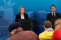 Die Regierung nutzt die live gestreamten Pressekonferenzen gerne als Mittel zur Selbstinszenierung.