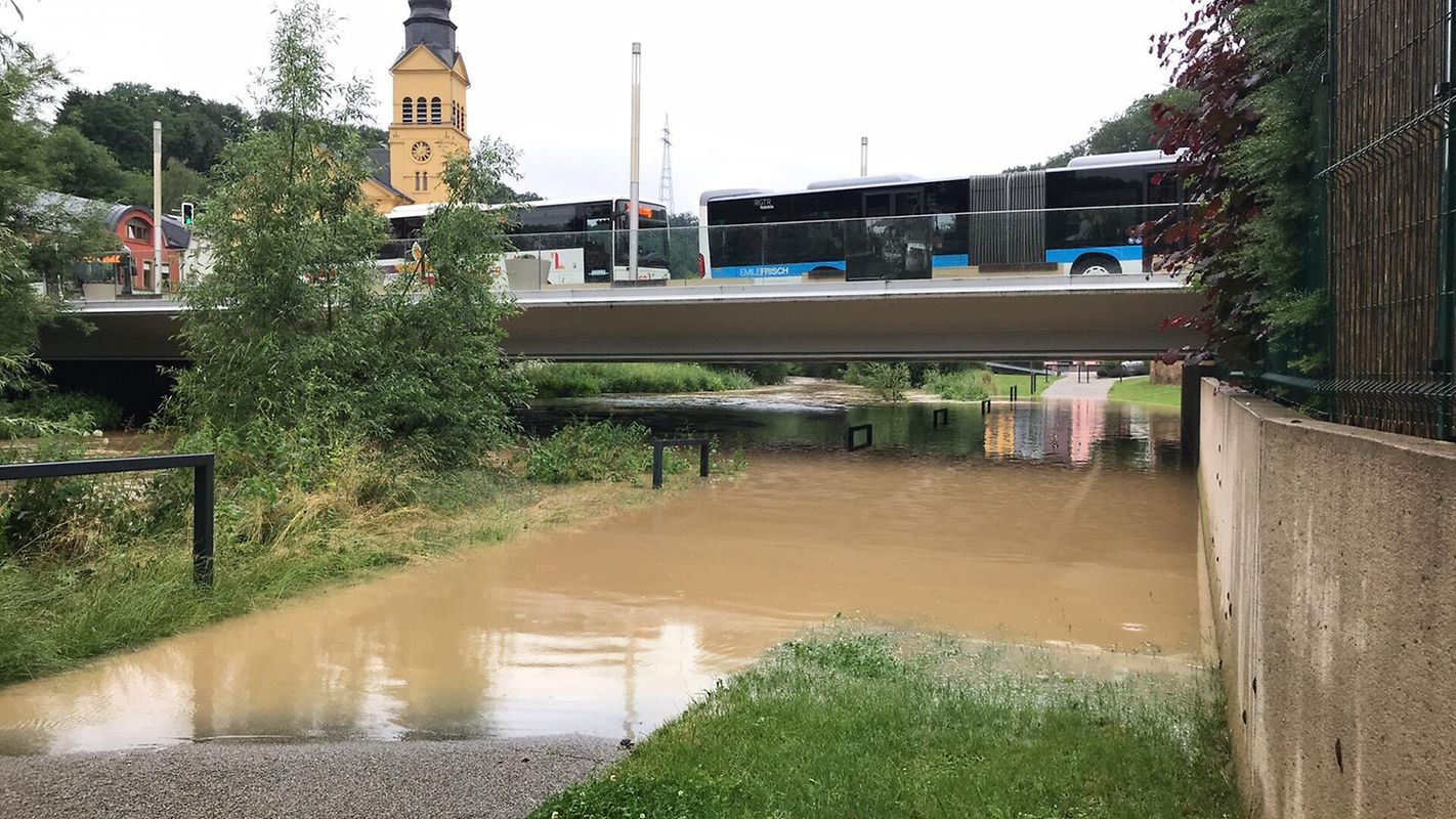 Die Alzette in Hesperingen.