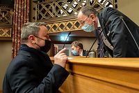 Lok , Debat Impfpflicht Chamber , Bettel , Etgen Foto:Guy Jallaay/Luxemburger Wort