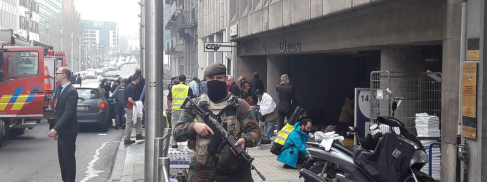 Les deux attentats-suicides dans la station de métro de Maelbeek et à l'aéroport de Zaventem ont fait 32 morts et 340 blessés.