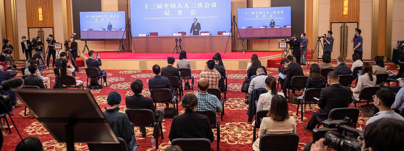 Minister Wang Yi sprach per Video-Schaltung zur Presse.