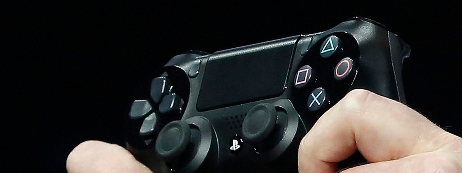 Spiele der PlayStation 4 können mit den passenden mobilen Geräten auch unterwegs weiter gespielt werden.