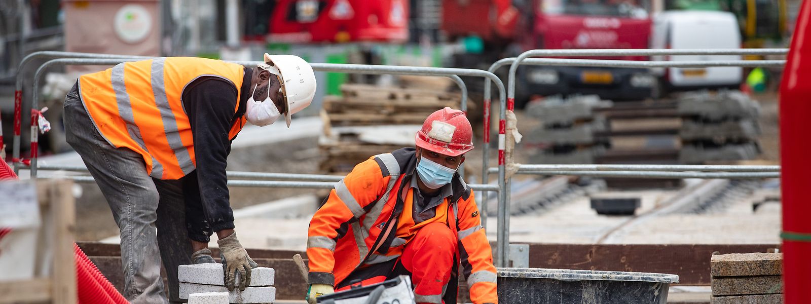 Die Corona-Schutzmaßnahmen verursachen auf dem Bau Zusatzkosten von sieben bis acht Prozent.