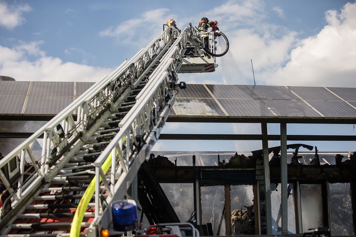 Das Jugendhaus in Remerschen - im früheren Energiepark-Gebäude - wurde am Sonntag zum Raub der Flammen. 