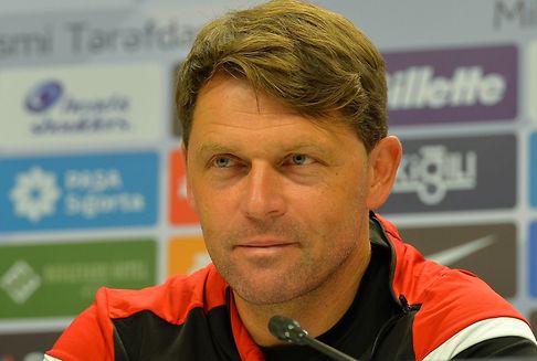 Fußball-Nationaltrainer Holtz: \