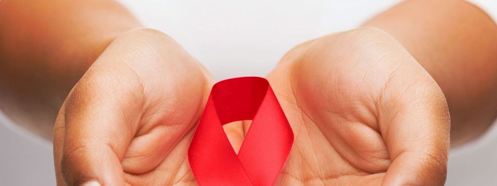 Aidsvorbeugung ist besonders bei Jugendlichen und jungen Frauen immer noch ein Thema.