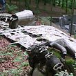 Nahe Boxhorn liegt eine Lockheed Hudson der Royal Air Force auch mehr als 70 Jahre nach ihrem Abschuss immer noch wie eine offene Wunde im Wald.