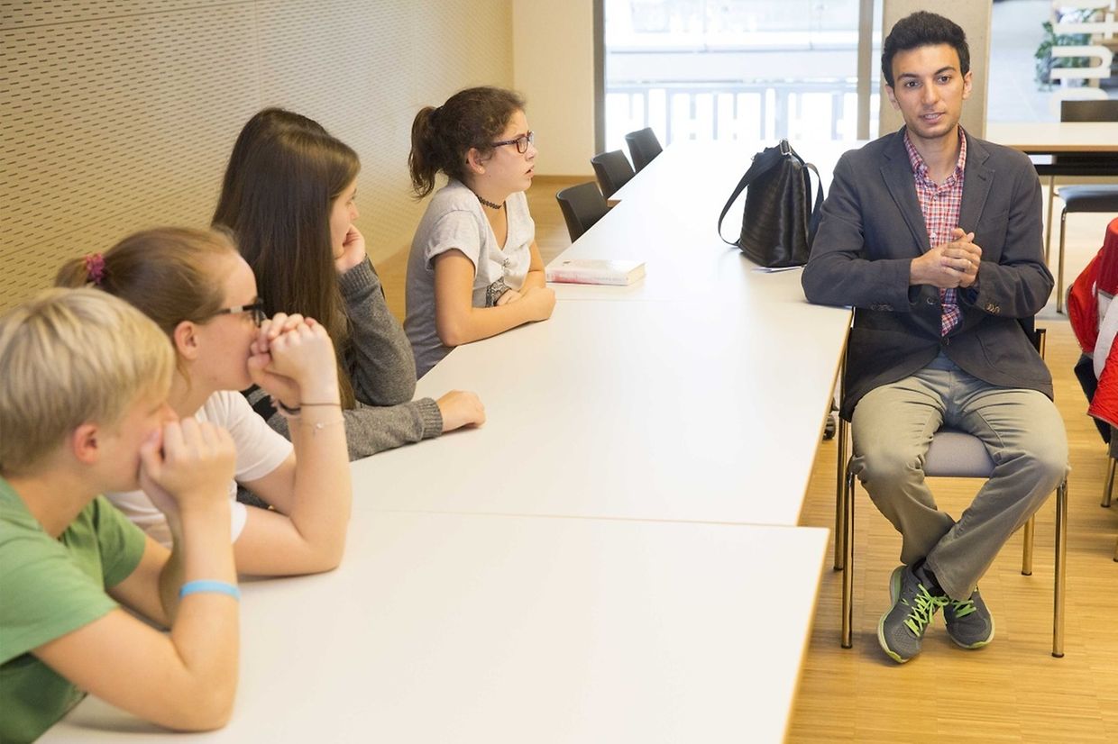 Atto Jwan hat die Folgen des Krieges am eigenen Leib erfahren: "Die Diktatur tötet Menschen."