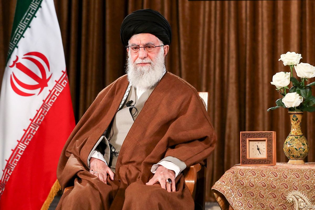 Irans geistliches Oberhaupt Chamenei hat ein Hilfsangebot von US-Präsident Trump in der Coronavirus-Krise brüsk zurückgewiesen. 