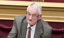 Charles Hoffmann bei seiner Vernehmung vor der Enquête-Kommission.