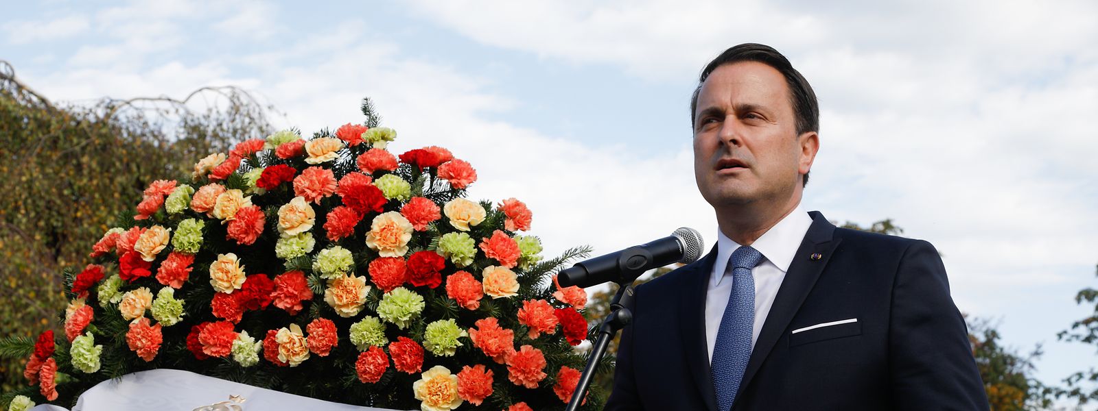 In seiner Ansprache forderte Staatsminister Xavier Bettel, Lehren aus der Geschichte zu ziehen und sich gegen nationalsozialistisches Gedankengut zu wehren. 