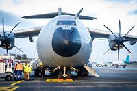 Cérémonie d’accueil de l’avion de transport A400M à l’aéroport du Findel - Foto : Pierre Matgé/Luxemburger Wort