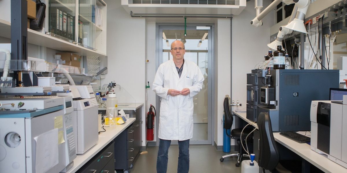 Der Chemiker Serge Schneider vom Staatslabor in Düdelingen ist für toxikologische Analysen in der Rechtsmedizin zuständig.