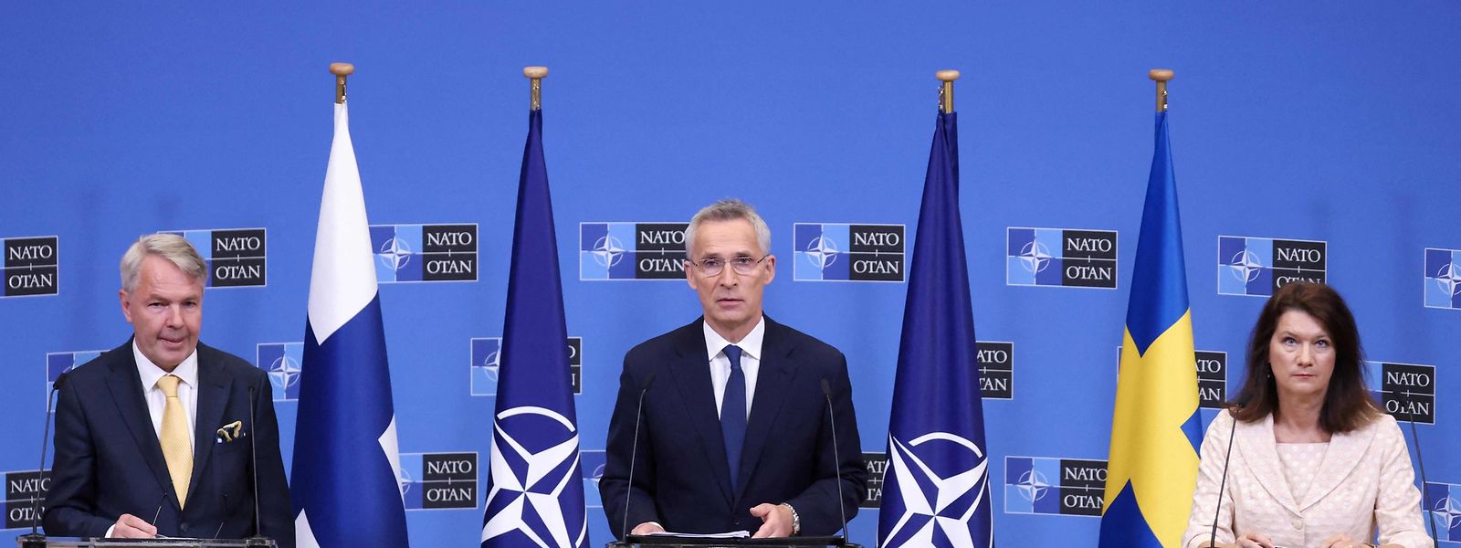 A Suécia e a Finlândia assinaram o seu pedido de adesão à NATO em julho