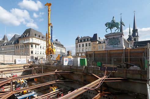 Chantier Knuedler, Place Guillaume, le 14 Avril 2017. Photo: Chris Karaba