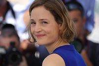 Luxemburgish actress Vicky Krieps poses during a photocall for the film "More Than Ever (Plus Que Jamais)" at the 75th edition of the Cannes Film Festival in Cannes, southern France, on May 21, 2022. (Photo by Valery HACHE / AFP)
