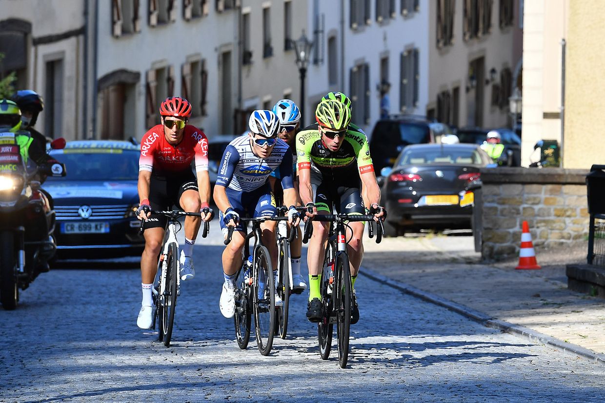 Die Ausreissergruppe in Burglinster.