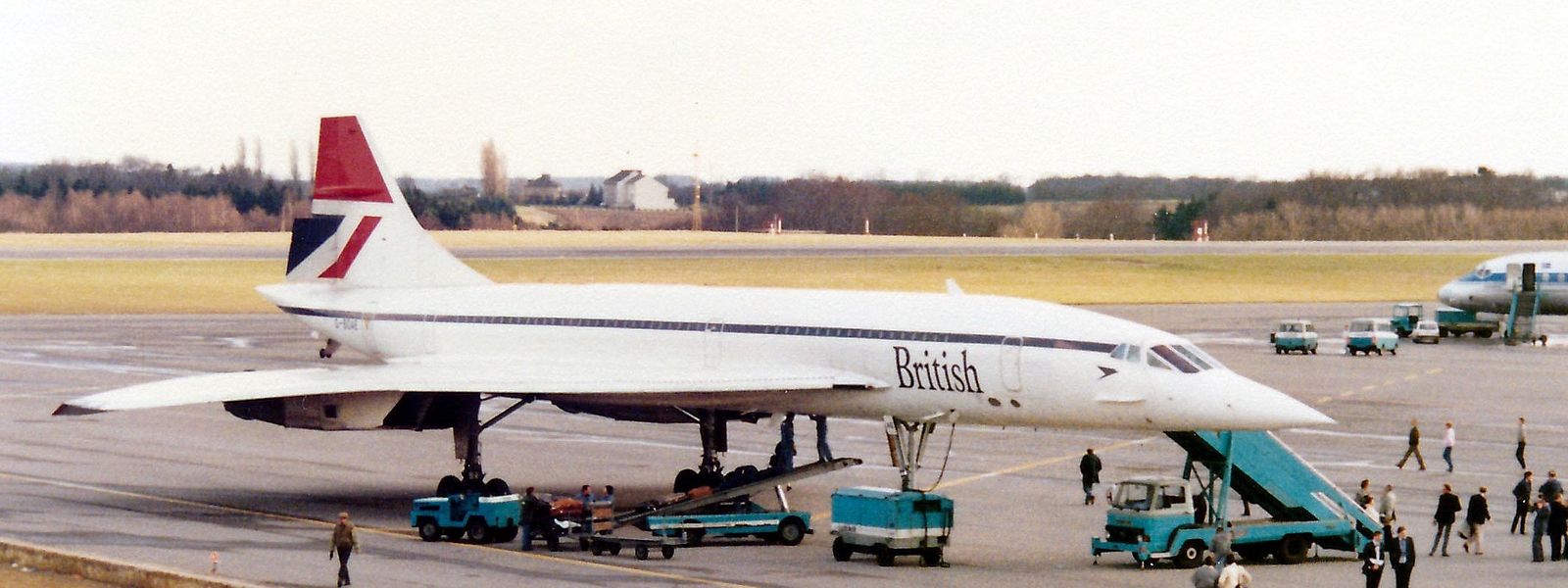 Zur Wiedereröffnung der Strecke London-Heathrow / Luxemburg 1985 wurde der Erstflug mit einer BA-Concorde geflogen.