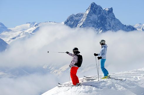 SRT-Bild Archivnummer: 1221411409, ARLBERG, SRT-Archivbild, Beschreibung: Skifahren, Foto: Josef Mallaun/TV St. Anton am ArlbergHonorarpflichtiges Motiv, SRT Bildarchiv, www.srt-bild.de, Tel. 08171/4186-6, Fax 4186-85, Konto 3845 73-808 bei Postbank München (BLZ) 700 100 80. Orig.-Name: ST_ANTON_VON_TVB ST. ANTON AM ARLBERG _ FOTOGRAF JOSEF MALLAUN.JPG, Motiv max. verfügbar in 4256 x 2832 px.