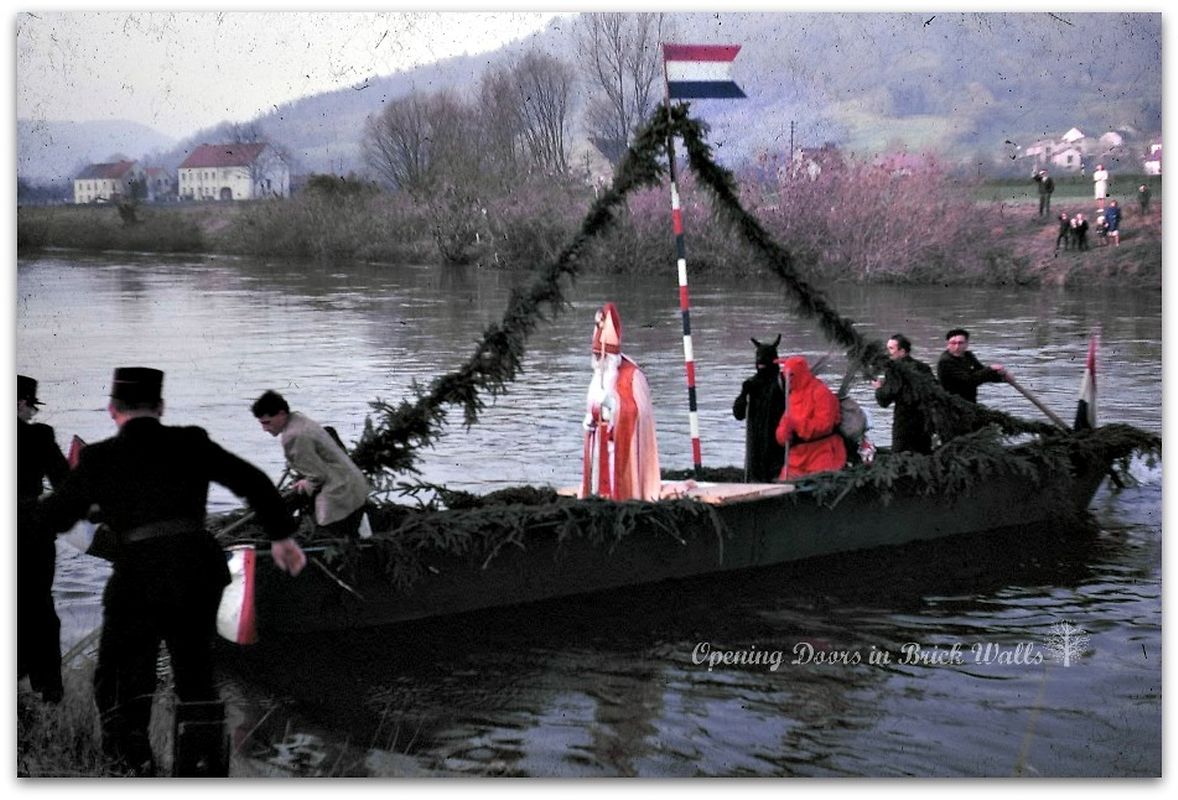 ... nachdem er mit dem Lastkahn aus Deutschland kommend übergesetzt hatte.