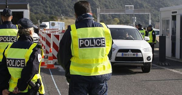 Frankreich Startet Grenzkontrollen Vor Klimagipfel