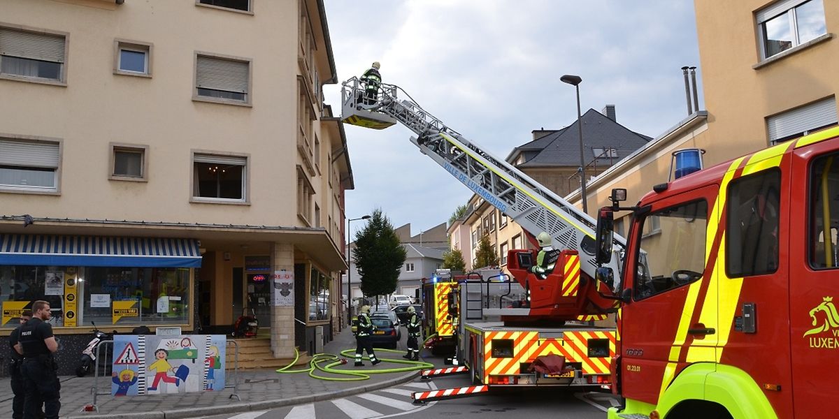 Bei einem Brand in der Rue Sigismond wurde die starke Rauchentwicklung rasch eingedämmt.