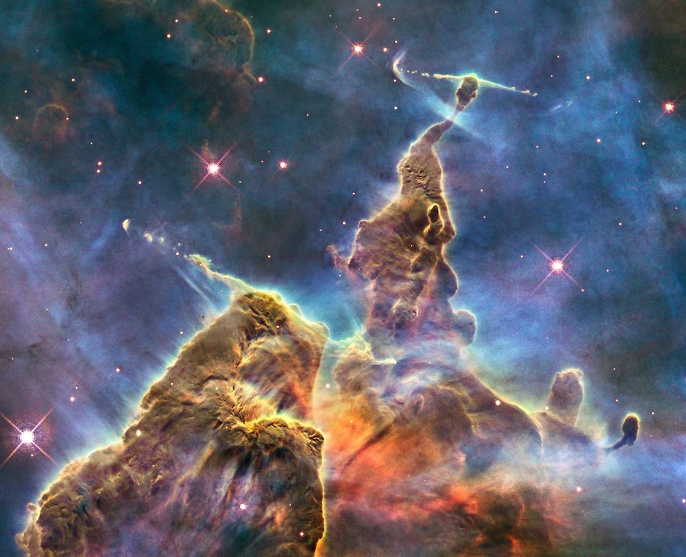 Dieses fantastische kosmische Gebilde befindet sich in einer stürmischen Sternenkinderstube des Carina-Nebels.