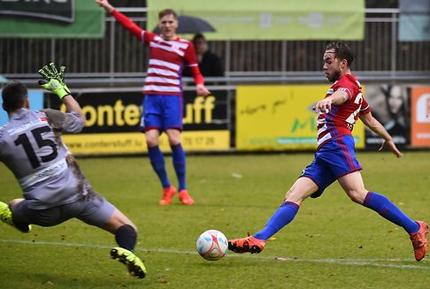 Fußball in Luxemburg: Favoriten geben sich keine Blöße